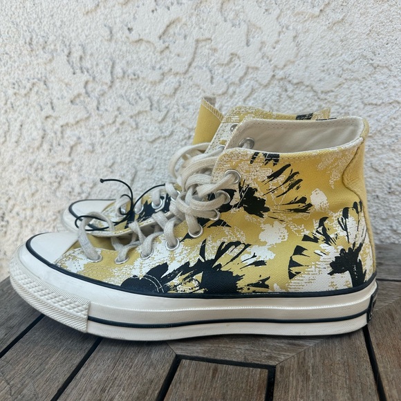 Converse Shoes - EUC Converse Chuck 70 Hi "Hybrid Floral" Shoes Saturn Gold-Black Women 9 / Men 7